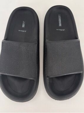 CUSHIONAIRE Feather Cloud Slides Sz 10